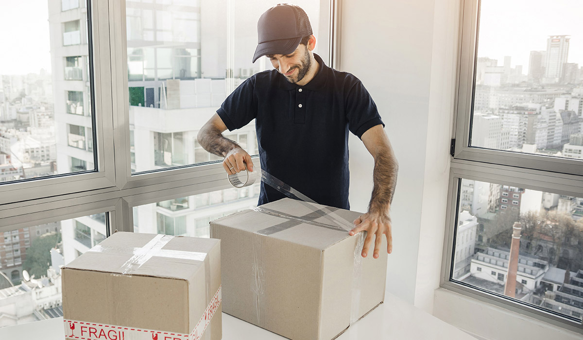 Easy Movers Moving & Storage Company in Dubai